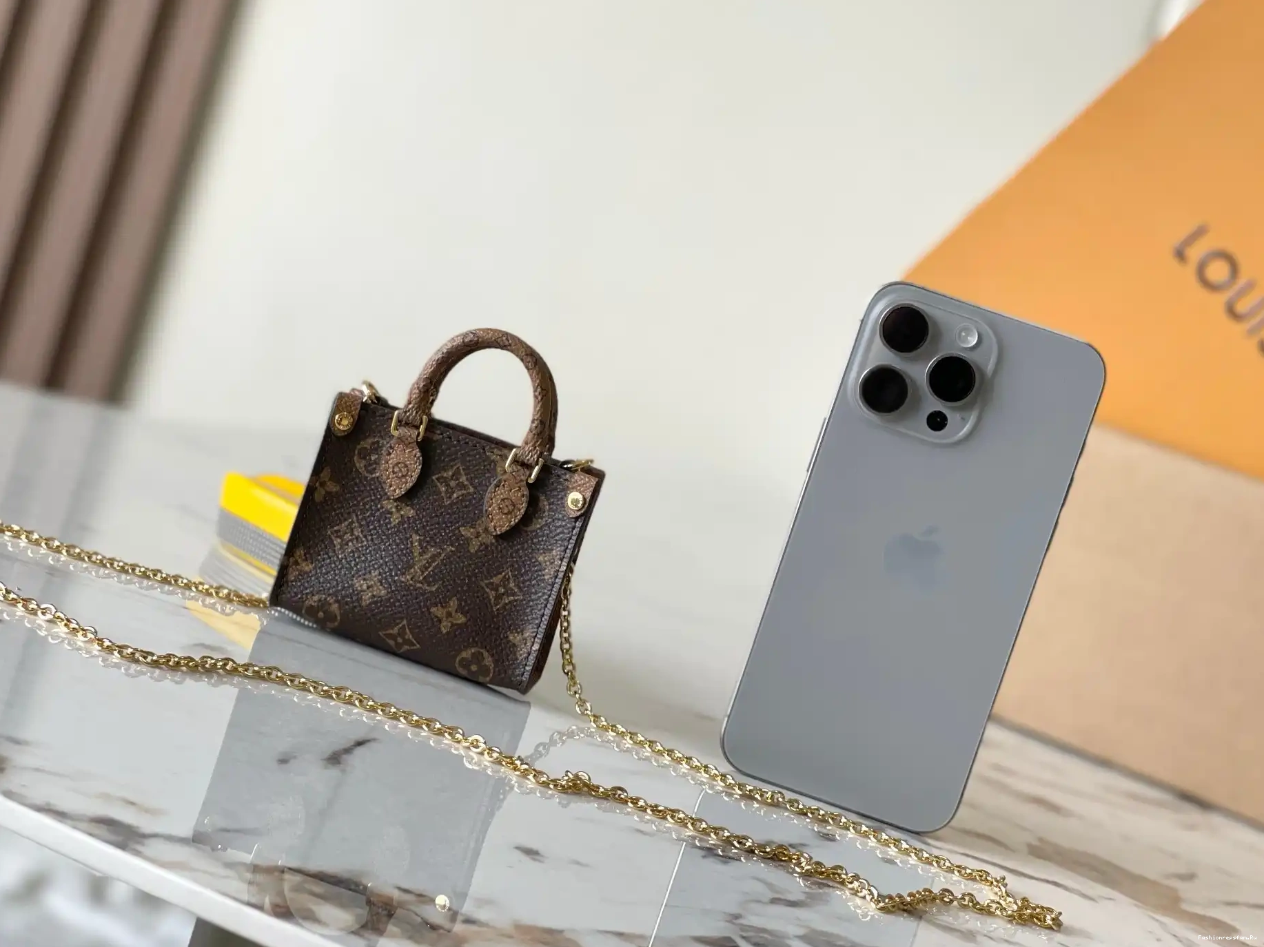 FS CHEAP LOUIS VUITTON MICRO-8.5*3.5*10.5CM ONTHEGO 0529